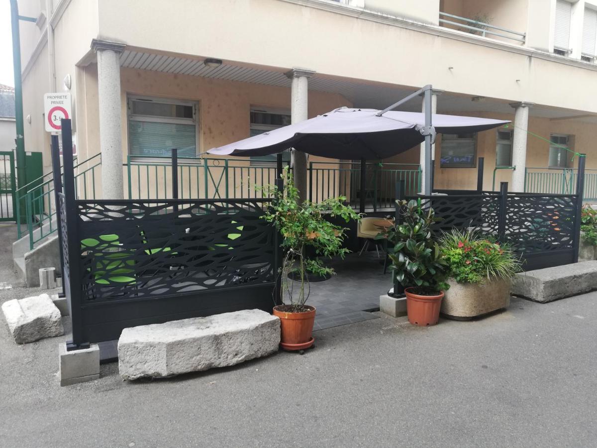 Bar Times Square Hotell Vienne  Exteriör bild